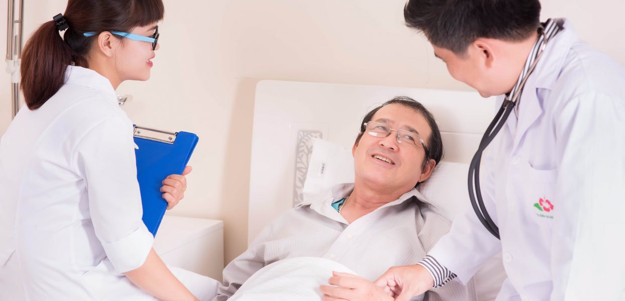 Sinh viên học ngành điều dưỡng có dễ xin việc không? Sinh viên học ngành điều dưỡng có dễ xin việc không?