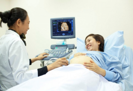 nữ hộ sinh tiếng anh là gì