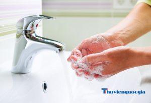 Rửa tay đúng cách với xà phòng